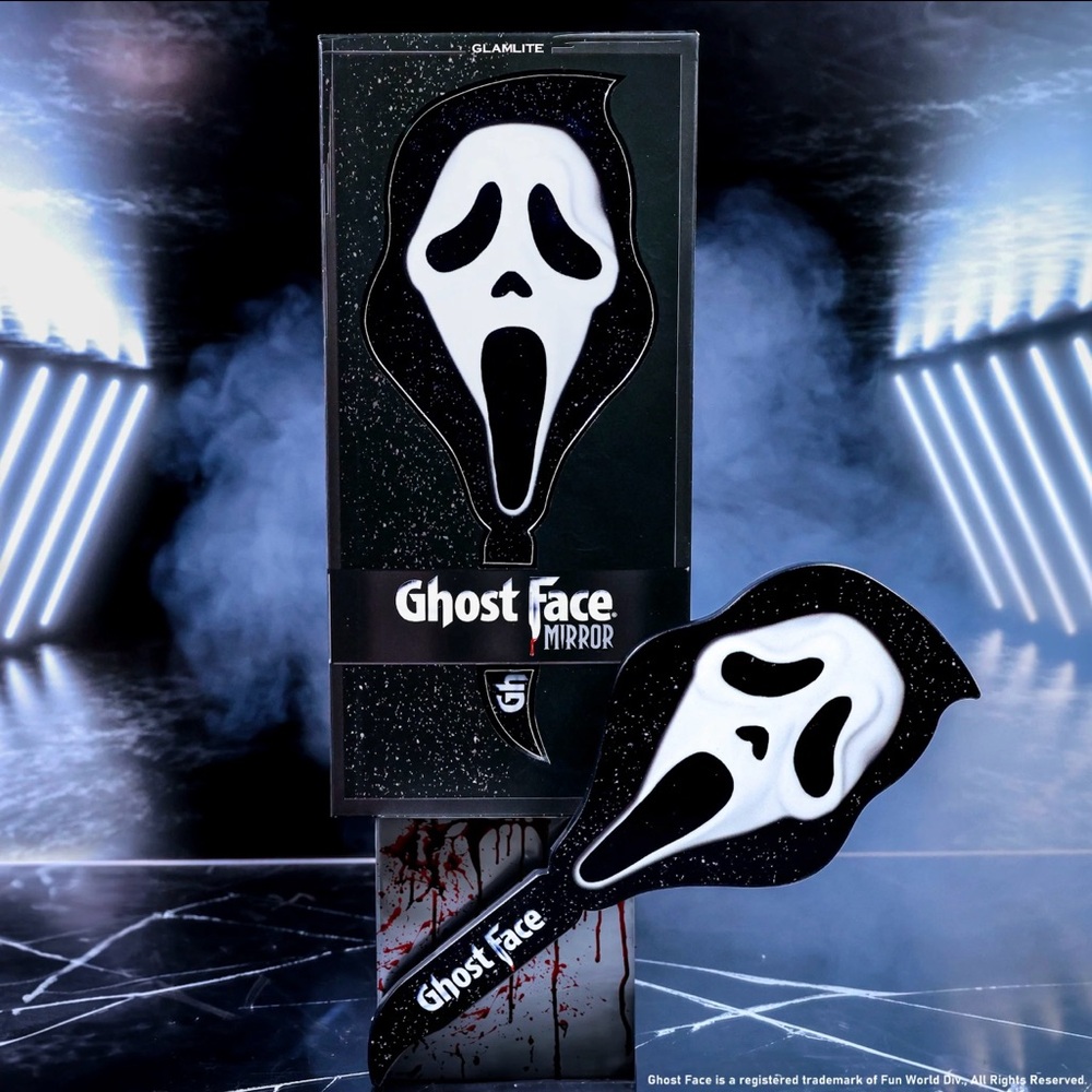 Glamlite Ghostface Makeup Mirror